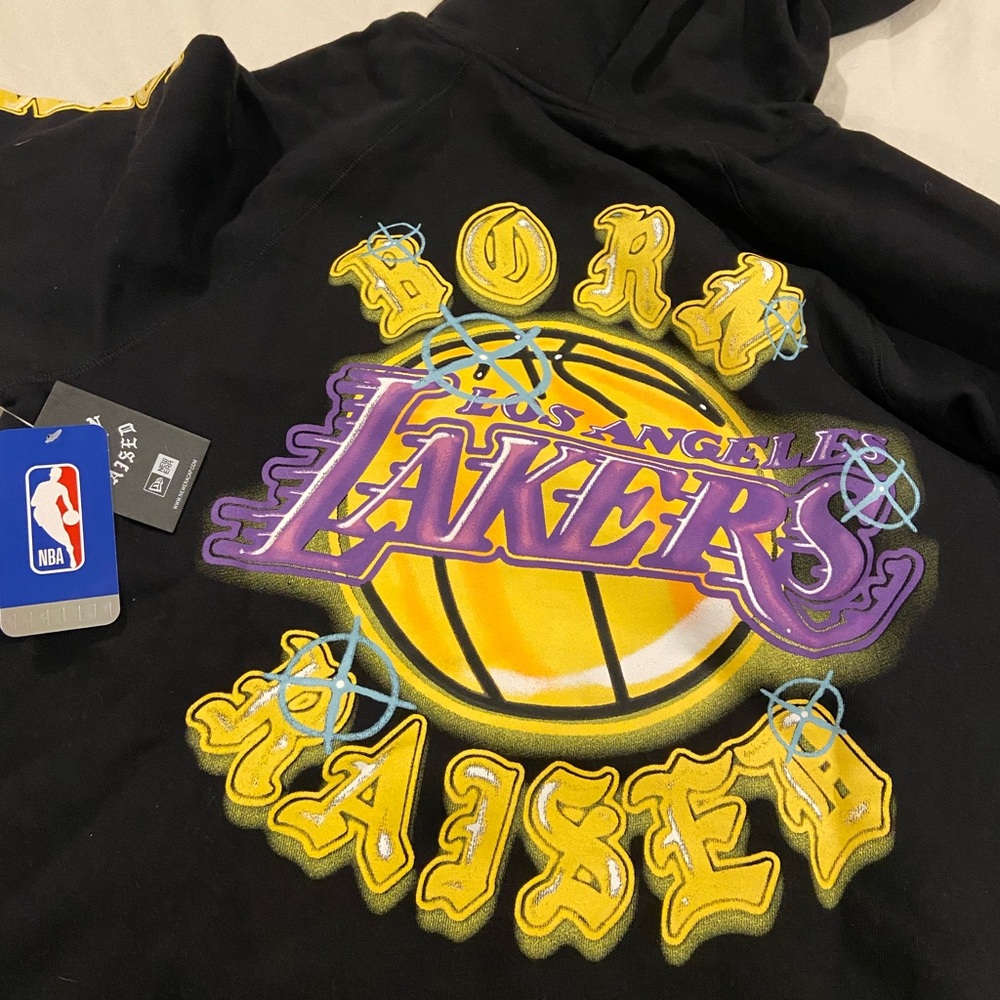 Born x Raised Lakers New Era